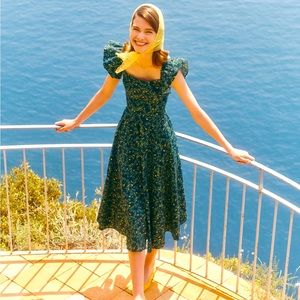 RARE Hill House Daphne in Midnight Garden XS